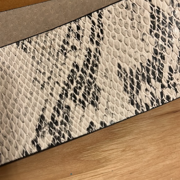 Genuine Leather Belt - Picture 3 of 6